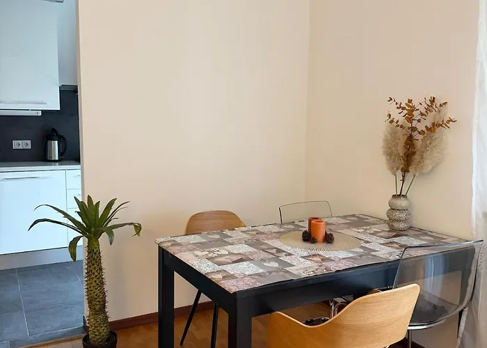 Dolomites アパート ボルツァーノ